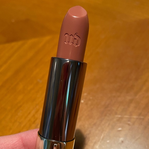 Urban Decay Vice Lipstick Liar - Picture 8 of 16